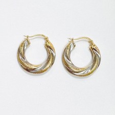 Orecchini a cerchio grossi